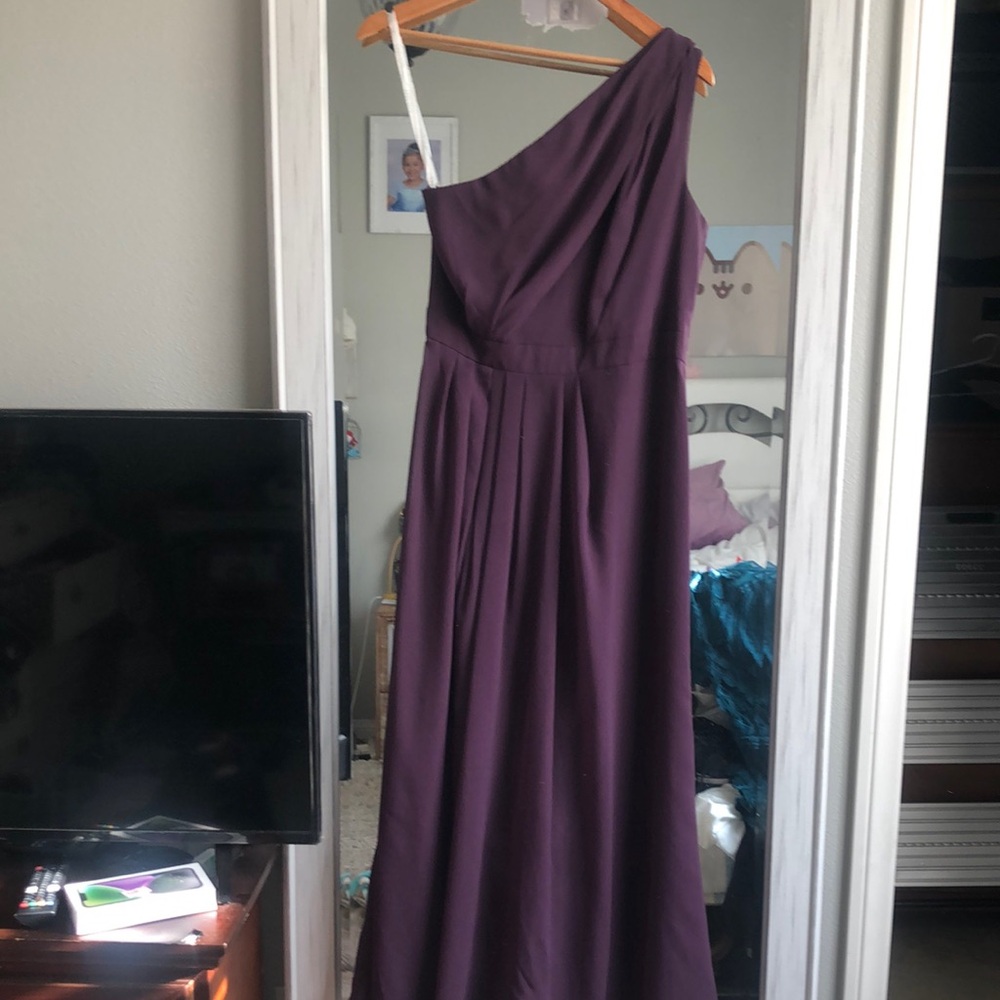 Elegant One-Shoulder Purple Dress